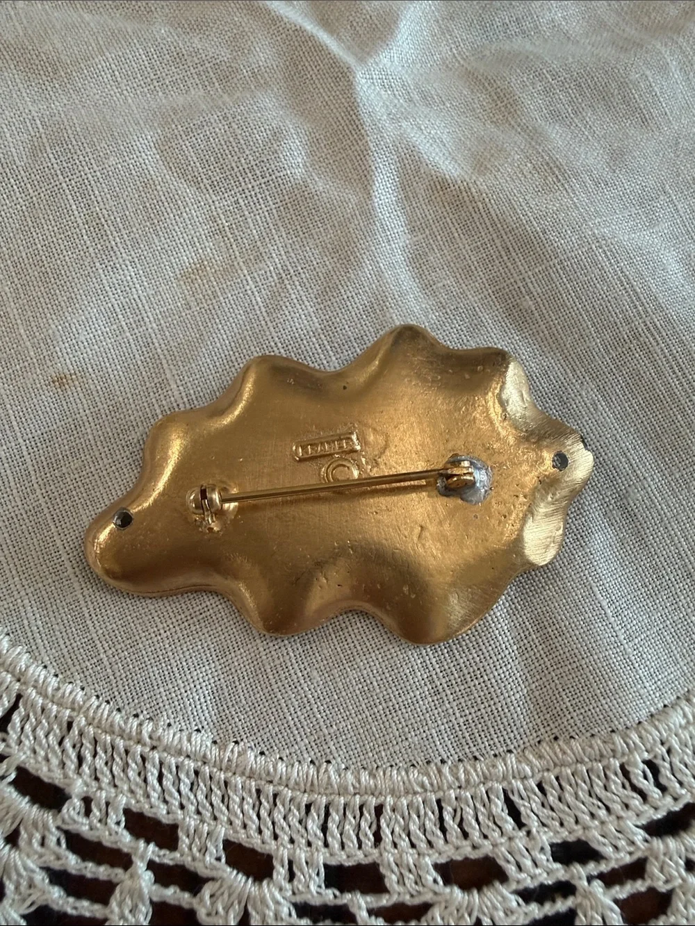 Vintage Kramer Gold-Tone Brooch with Aurora Borealis Rhinestone